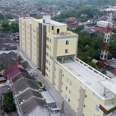 Syariah Radho Hotel Sengkaling Malang Luaran gambar